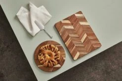 Aida Heering Bone Cutting Board 38x28x2 Cm -Algemene Woonwinkel aida heering bone snijplank 26x40 cm 4