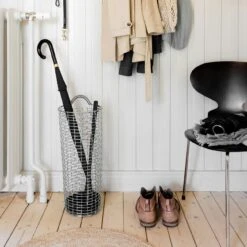 Korbo Umbrella Bin, Brass -Algemene Woonwinkel korbo umbrella bin 11