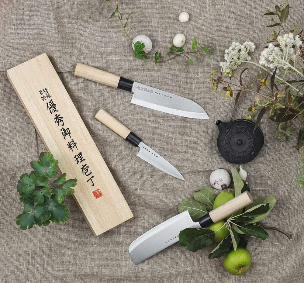Satake Houcho Knife Set Santuko 17 Cm & Paring Knife 12 Cm 5 Satake Houcho Knife Set Santuko 17 Cm & Paring Knife 12 Cm - Afbeelding 3