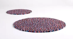 Hay Pinocchio Multi Colour Vloerkleed 90cm -Algemene Woonwinkel x886x886 hay pinocchio vloerkleed 90 coral black sfeer 1.jpg.pagespeed.ic .Pf9vEZNtrf